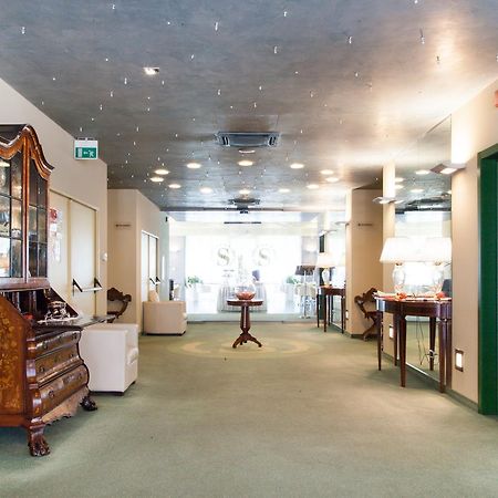 Hotel Senator Gorgonzola Dış mekan fotoğraf