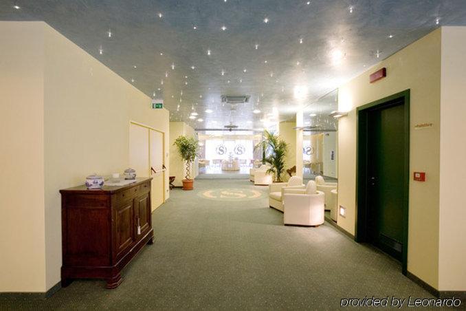 Hotel Senator Gorgonzola İç mekan fotoğraf