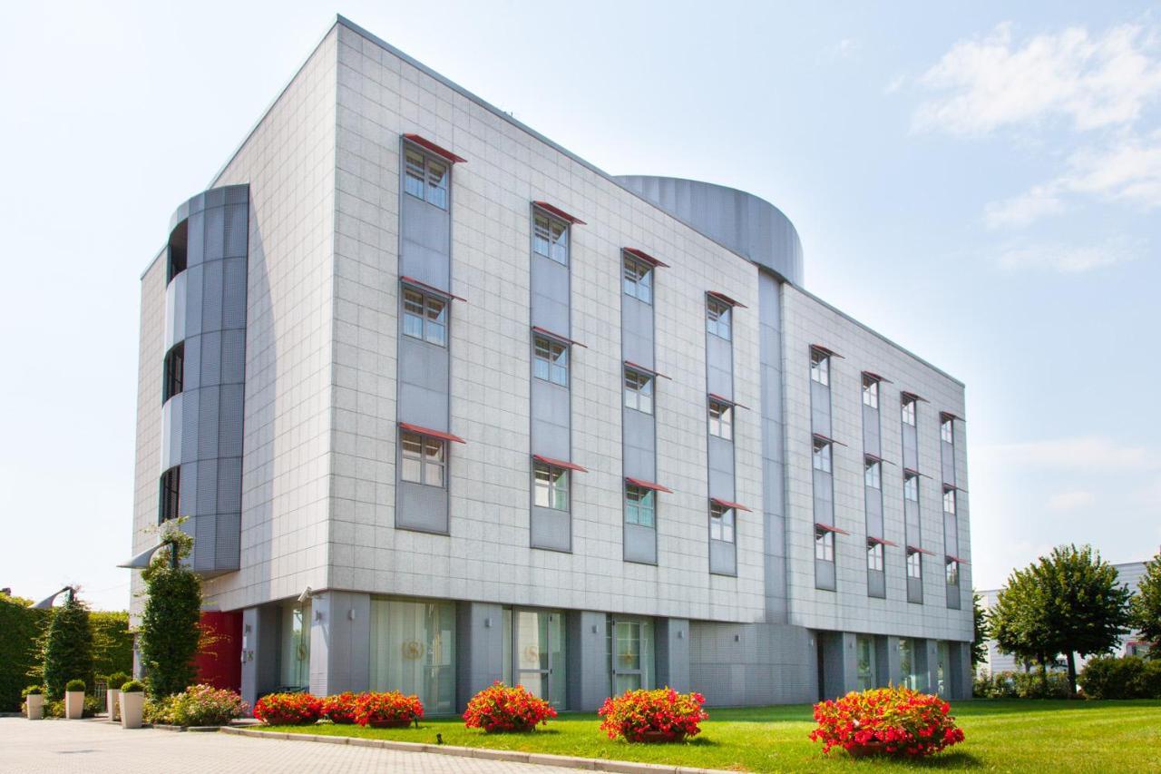 Hotel Senator Gorgonzola Dış mekan fotoğraf