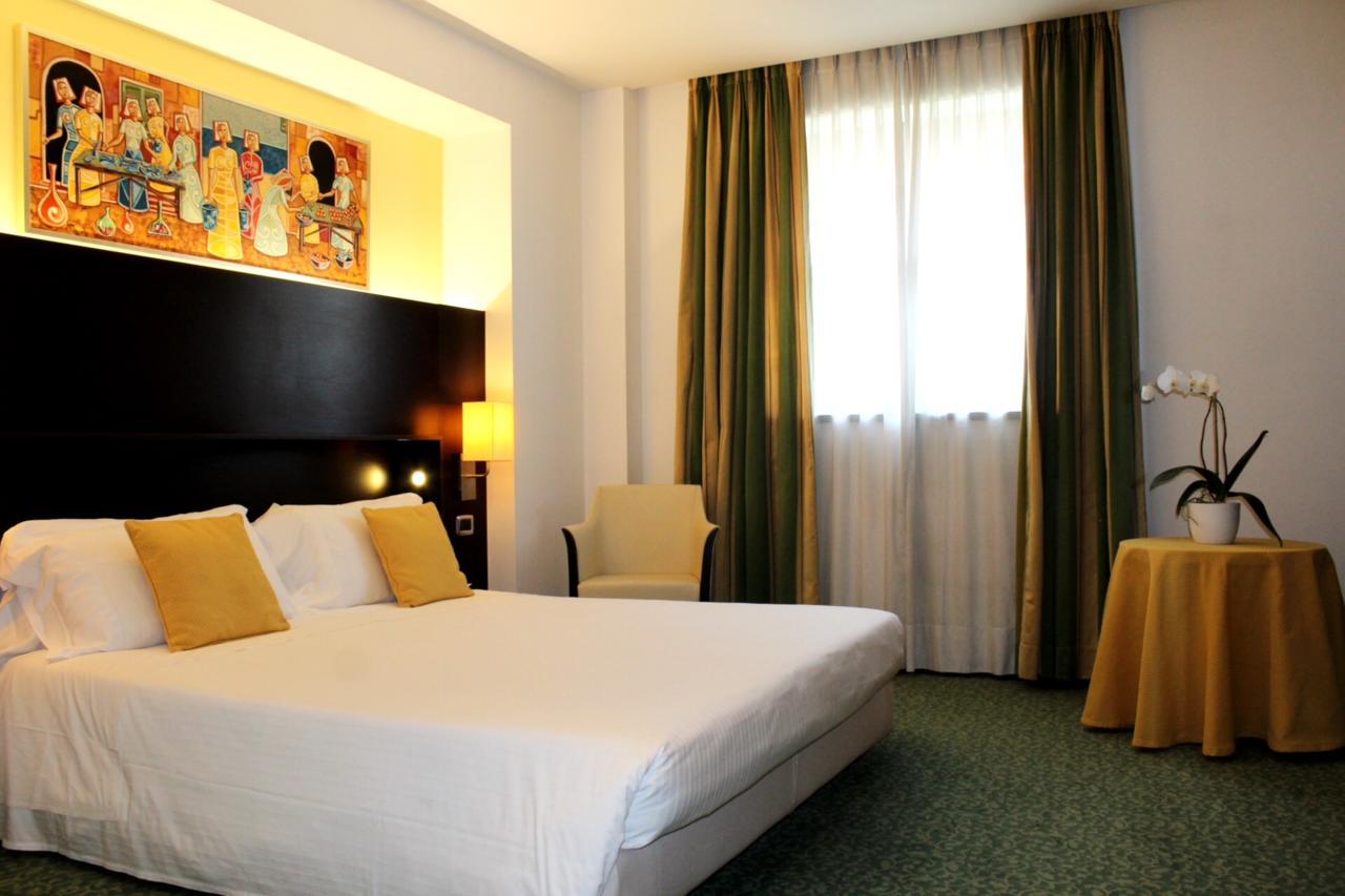 Hotel Senator Gorgonzola Dış mekan fotoğraf